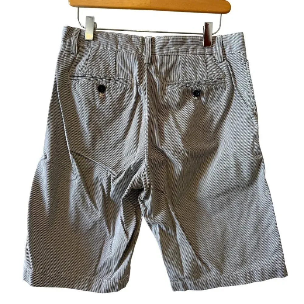Banana Republic Shorts Navy Blue & White Stripe 30